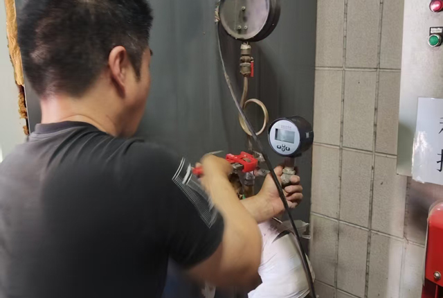 三水一電消防系統(tǒng)安裝由誰(shuí)負(fù)責(zé)?三水一電系統(tǒng)的安裝資質(zhì)